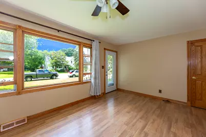 403 N 3rd Street, Malta, IL 60150 - Photo 3