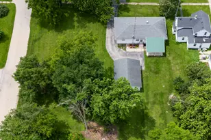 403 N 3rd St, Malta, IL 60150 - Photo 41