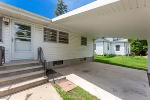 403 N 3rd St, Malta, IL 60150 - Photo 31