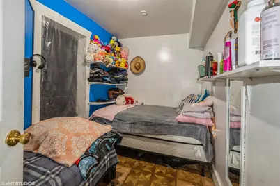 2417 S Saint Louis Avenue, Chicago, IL 60623 - Photo 7