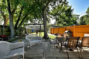 5728 Plymouth Ave, Downers Grove, IL 60516 - Photo 25