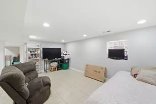 4840 W Wabansia Ave, Chicago, IL 60639 - Photo 25