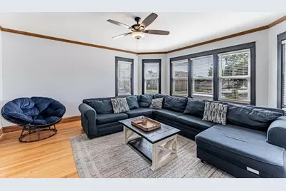 2901 N 76th Court, Elmwood Park, IL 60707 - Photo 5
