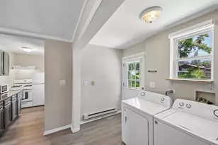 1423 Melrose Ave, Round Lake Beach, IL 60073 - Photo 11