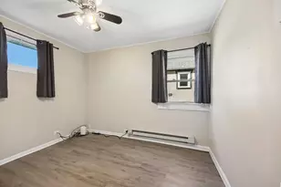 1423 Melrose Ave, Round Lake Beach, IL 60073 - Photo 13