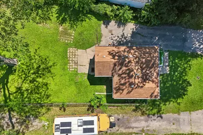 1423 Melrose Avenue, Round Lake Beach, IL 60073 - Photo 23