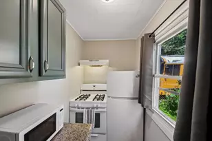 1423 Melrose Ave, Round Lake Beach, IL 60073 - Photo 7