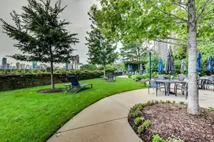 155 N Harbor Dr, Chicago, IL 60601 - Photo 29