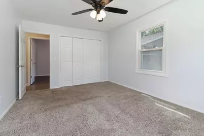 1407 Ridgeport Avenue, Bloomington, IL 61704 - Photo 13