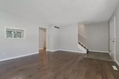 1407 Ridgeport Avenue, Bloomington, IL 61704 - Photo 5