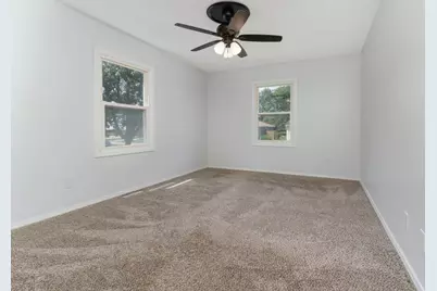 1407 Ridgeport Avenue, Bloomington, IL 61704 - Photo 11