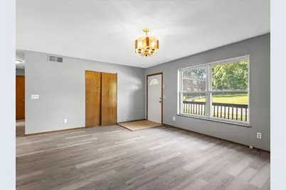 712 Cherry Street, Rockford, IL 61101 - Photo 5