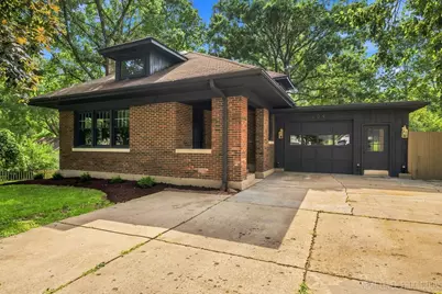 609 S 5th Avenue, Saint Charles, IL 60174 - Photo 1