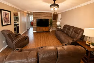 7101 98th St, Chicago Ridge, IL 60415 - Photo 3