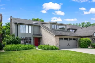 1704 S Western Ave, Park Ridge, IL 60068 - Photo 1