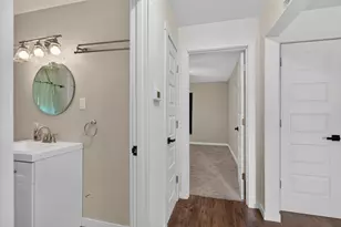 612 W Cleveland St, Spring Valley, IL 61362 - Photo 17