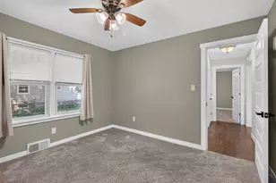 612 W Cleveland St, Spring Valley, IL 61362 - Photo 15