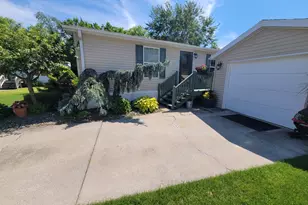 187 Whiporwill Dr, Beecher, IL 60401 - Photo 3