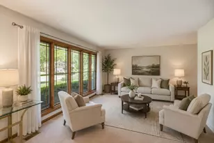 910 W White Oak St, Arlington Heights, IL 60005 - Photo 7