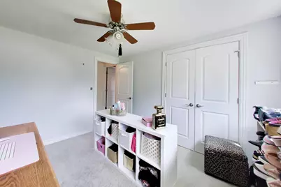 1113 W Weathersfield Way, Schaumburg, IL 60193 - Photo 21