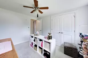 1113 W Weathersfield Way, Schaumburg, IL 60193 - Photo 21