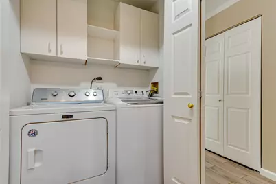 2316 Highland Court #2316, Schaumburg, IL 60194 - Photo 9