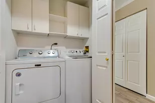 2316 Highland Ct, Schaumburg, IL 60194 - Photo 9