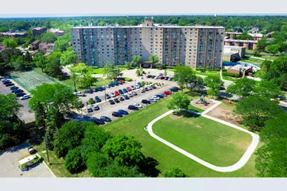 6340 Americana Drive #310, Willowbrook, IL 60527 - Photo 3