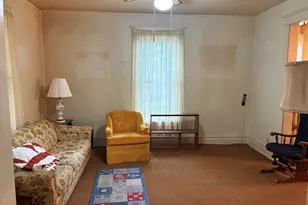 220 E Ave, Rochelle, IL 61068 - Photo 9