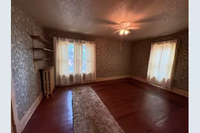 220 E Avenue, Rochelle, IL 61068 - Photo 25
