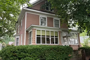 220 E Ave, Rochelle, IL 61068 - Photo 3
