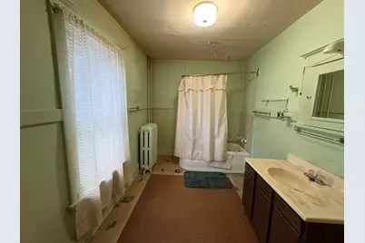 220 E Avenue, Rochelle, IL 61068 - Photo 27
