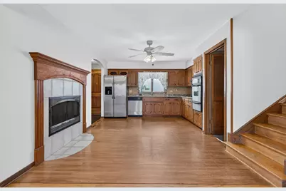 10628 Lockwood Avenue, Oak Lawn, IL 60453 - Photo 9