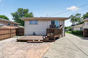10628 Lockwood Ave, Oak Lawn, IL 60453 - Photo 31