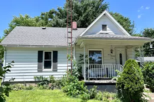 714 Labee St, Depue, IL 61322 - Photo 1