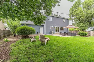 794 White Pine Cir, Lake in the Hills, IL 60156 - Photo 31