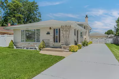 10533 Lavergne Avenue, Oak Lawn, IL 60453 - Photo 1