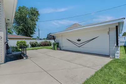 10533 Lavergne Avenue, Oak Lawn, IL 60453 - Photo 21