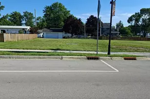 648 Penfield St, Beecher, IL 60401 - Photo 3