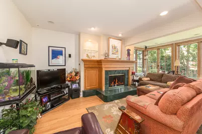 1605 S Fairview Avenue, Park Ridge, IL 60068 - Photo 5