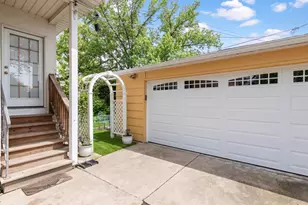 1605 S Fairview Ave, Park Ridge, IL 60068 - Photo 29