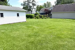 2822 6th St, Peru, IL 61354 - Photo 15