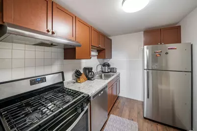 1460 Fairlane Drive #307, Schaumburg, IL 60193 - Photo 3