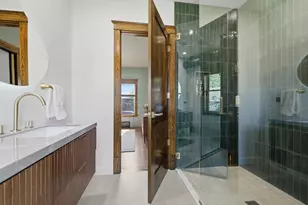 9000 Monroe Ave, Brookfield, IL 60513 - Photo 11
