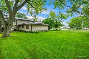 5 Andrew Ln, Schaumburg, IL 60193 - Photo 39