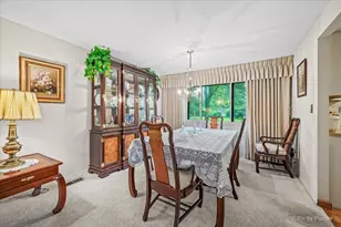 5 Andrew Ln, Schaumburg, IL 60193 - Photo 7