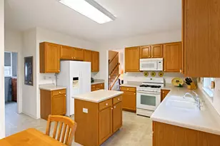 816 Cambridge Dr, Batavia, IL 60510 - Photo 7