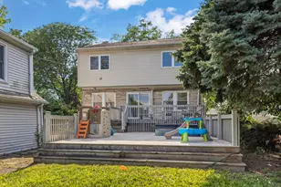 1217 Degener Ave, Elmhurst, IL 60126 - Photo 21