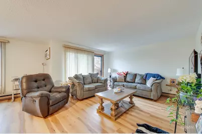 710 N Briar Hill Lane #5, Addison, IL 60101 - Photo 3