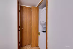 710 N Briar Hill Ln, Addison, IL 60101 - Photo 9